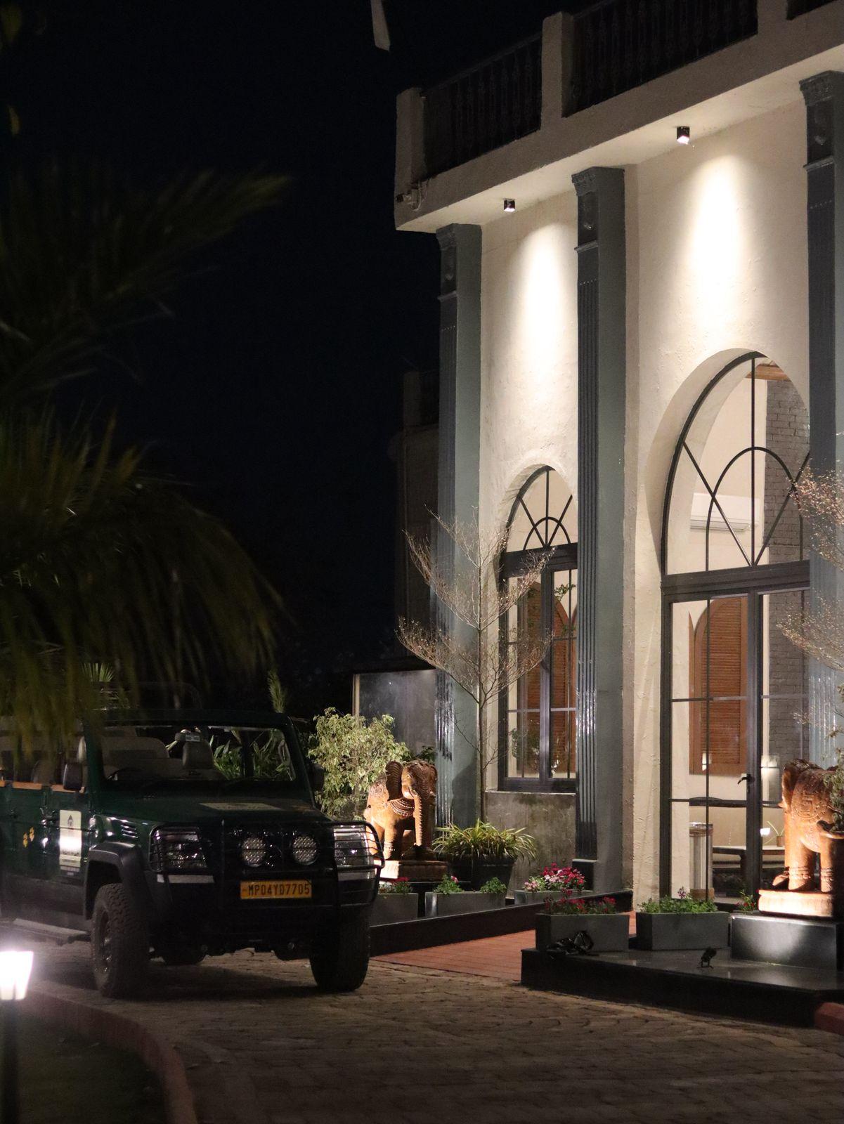 Narwal Lakefront Resort x Solis Nature