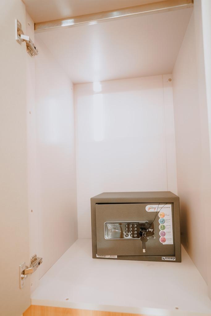 Sea Breeze Platinum Room x Solis Nature