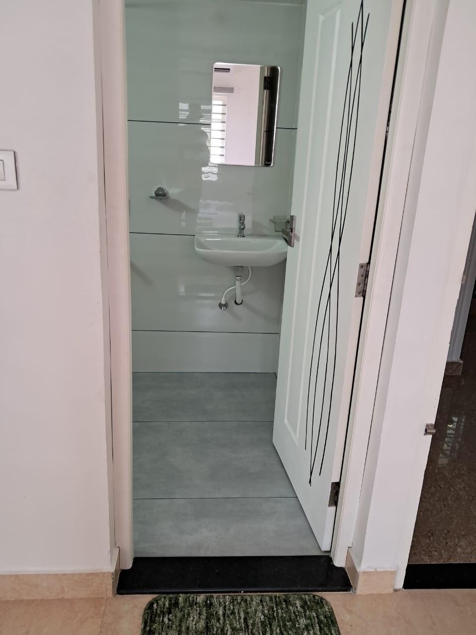 Sea Breeze Standard Room x Solis Nature