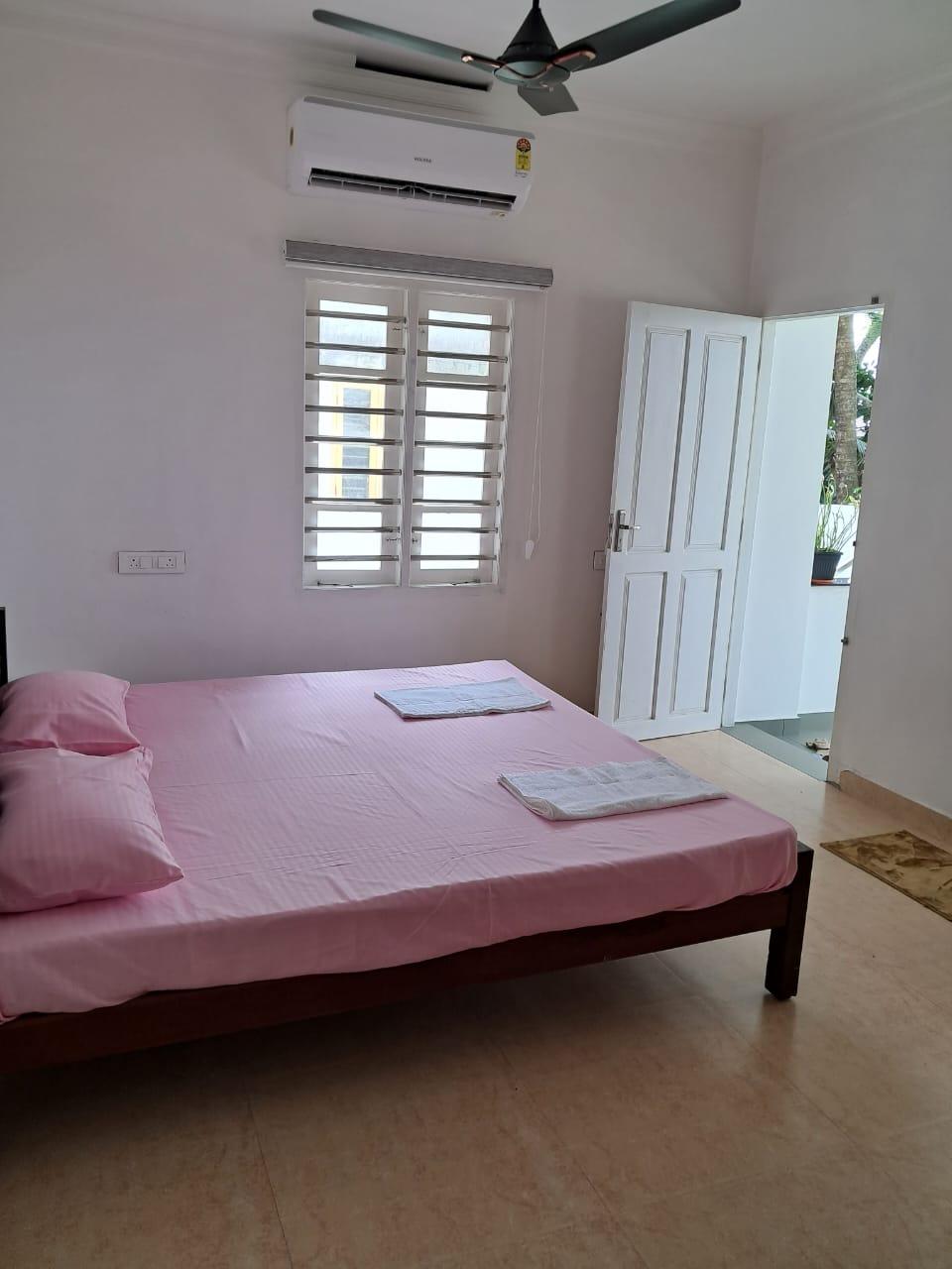 Sea Breeze Standard Room x Solis Nature