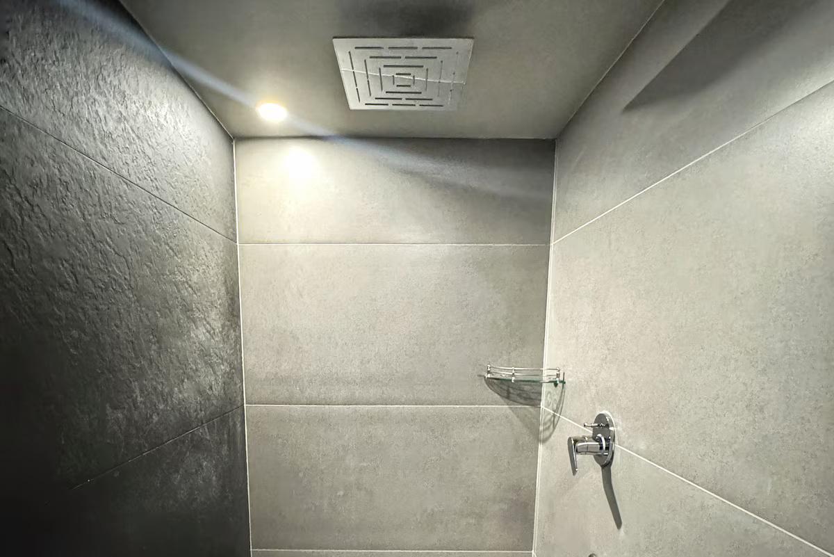 Tira Beach Resort - Wave A x Solis Nature