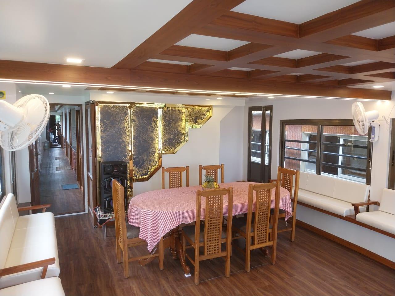 4 rooms Seagull by Nohark Houseboats x Solis Nature