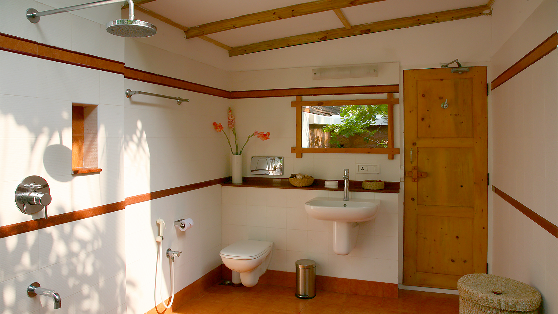 ORCHID VILLA x Solis Nature