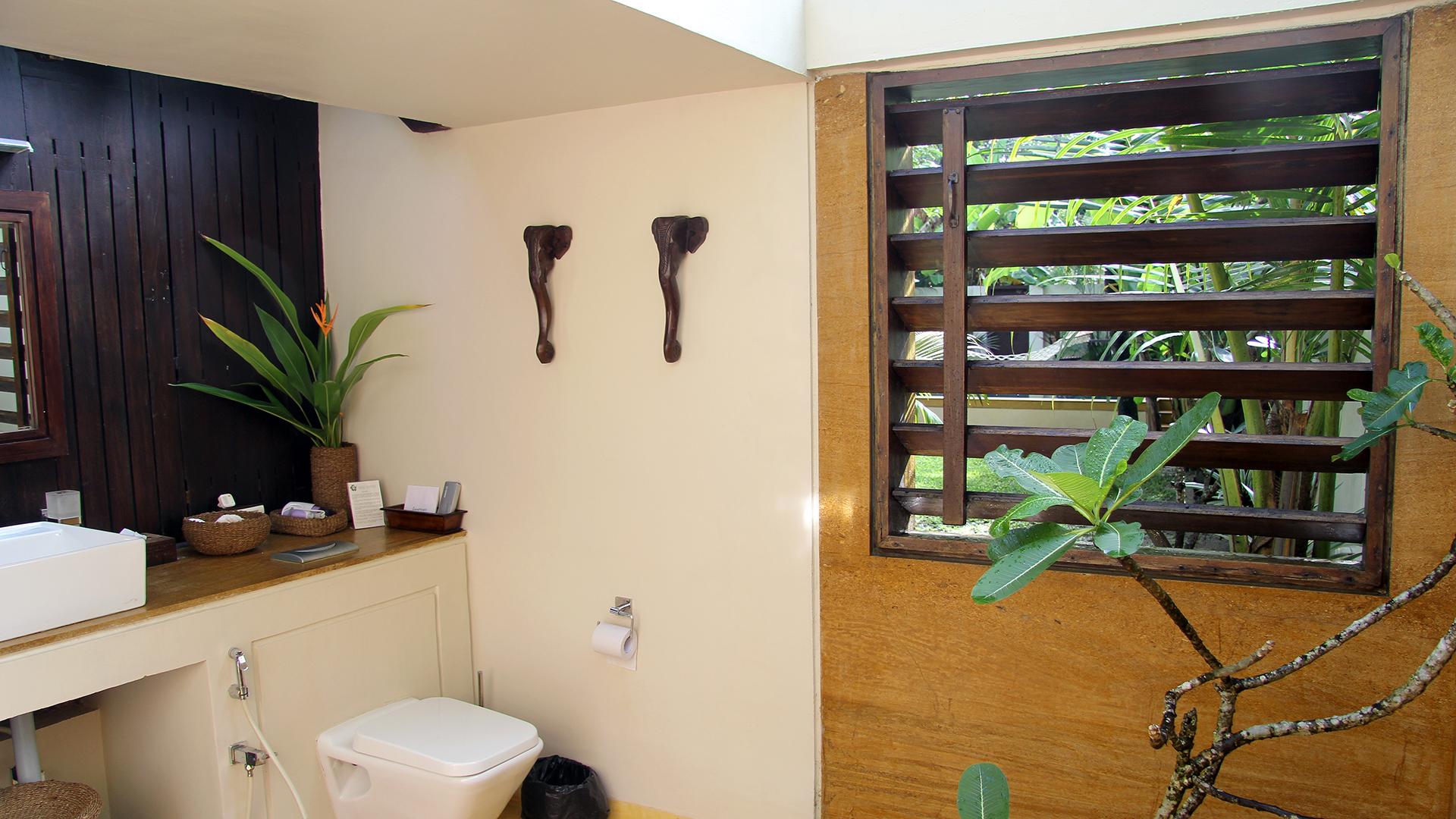 HIBISCUS VILLA x Solis Nature