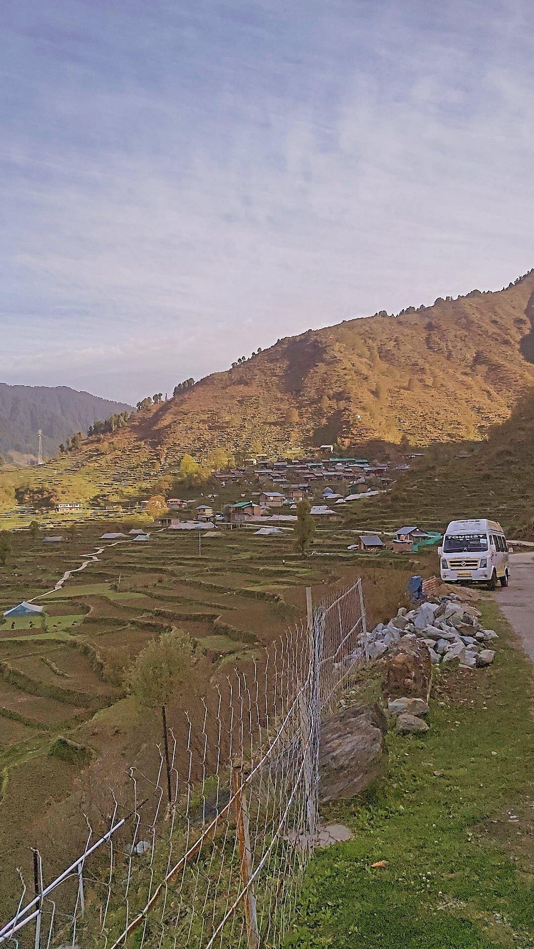 Dhauladhar Woodhouse x Solis Nature