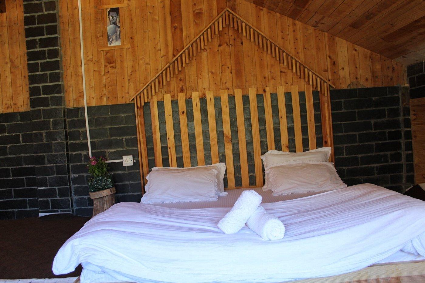 Dhauladhar Woodhouse x Solis Nature