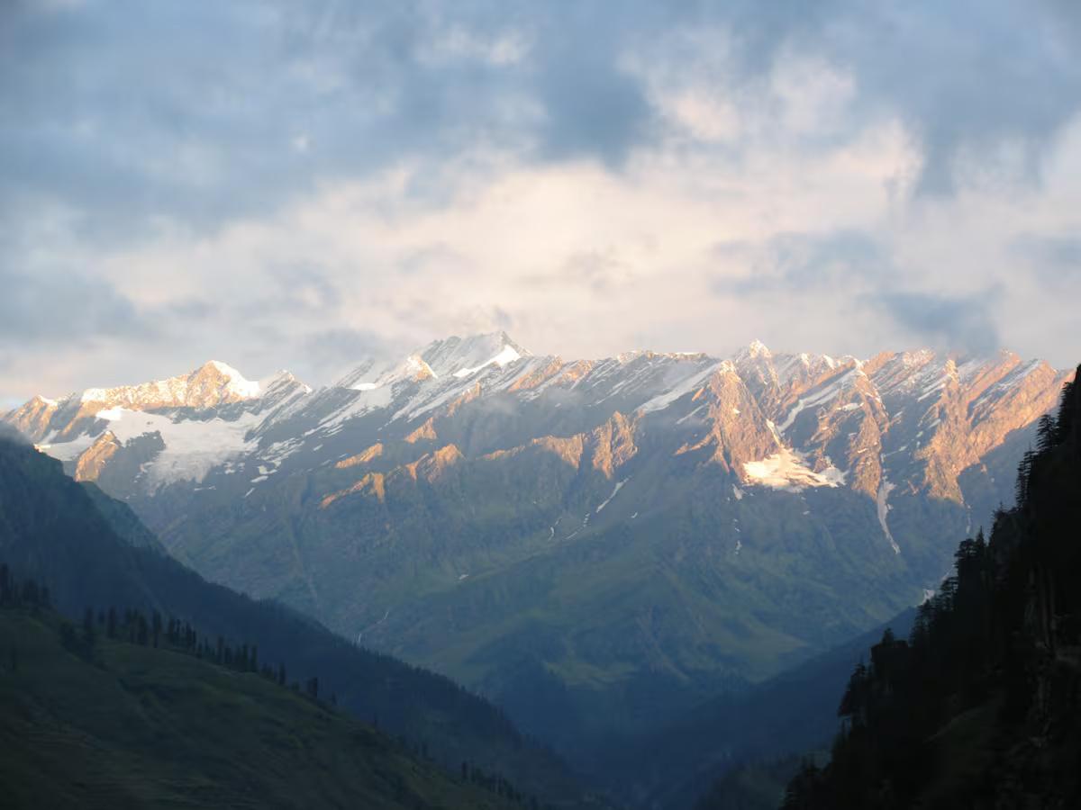 Himalaya retreat vashisht x Solis Nature