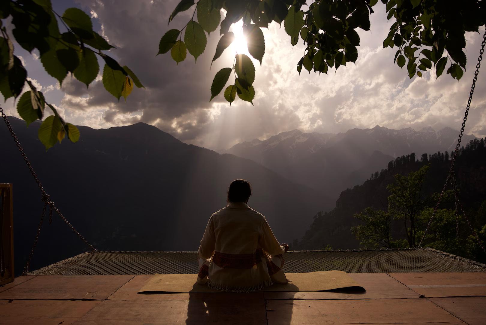 Infinity Sky Glamps x Solis Nature