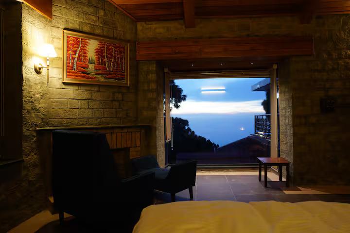 Pinewood Cottage x Solis Nature