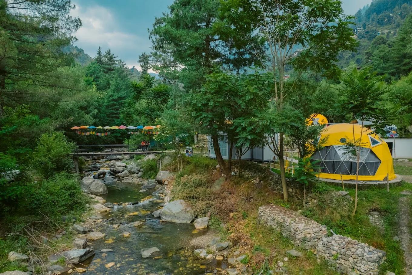 whoopers boutique resort x Solis Nature