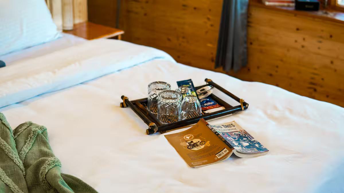 Plush Room with Orchard View x Solis Nature