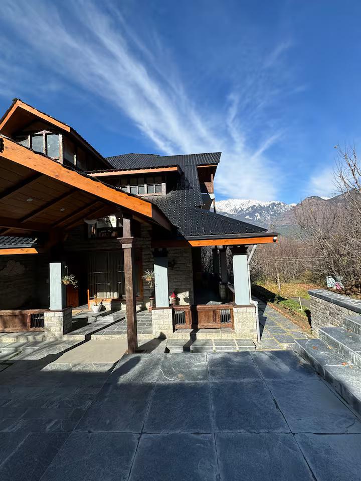 Bedroom in Middle of Apple Orchard x Solis Nature