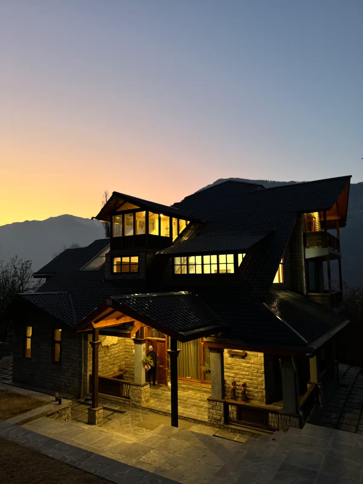 Bedroom in Middle of Apple Orchard x Solis Nature