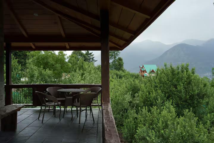 Rare 3-Room Combo in Lush Villa  Share x Solis Nature