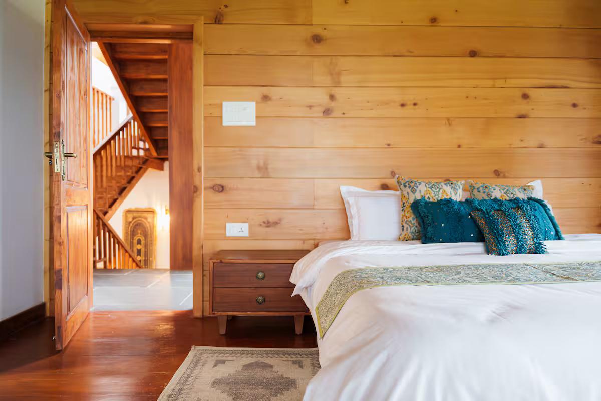 Bespoke 2-Room Combo in Luxury Villa x Solis Nature