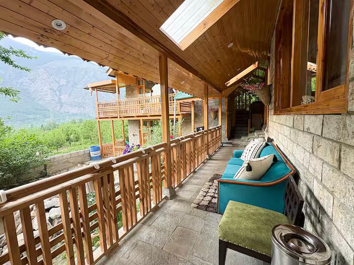 Rare Find : 3-Room with Living Area x Solis Nature
