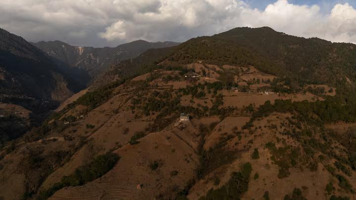 Luxurious mud room in an Art residency x Solis Nature