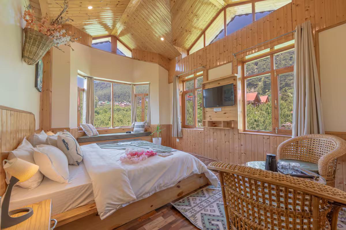 The Only Villa with Open Jacuzzi x Solis Nature