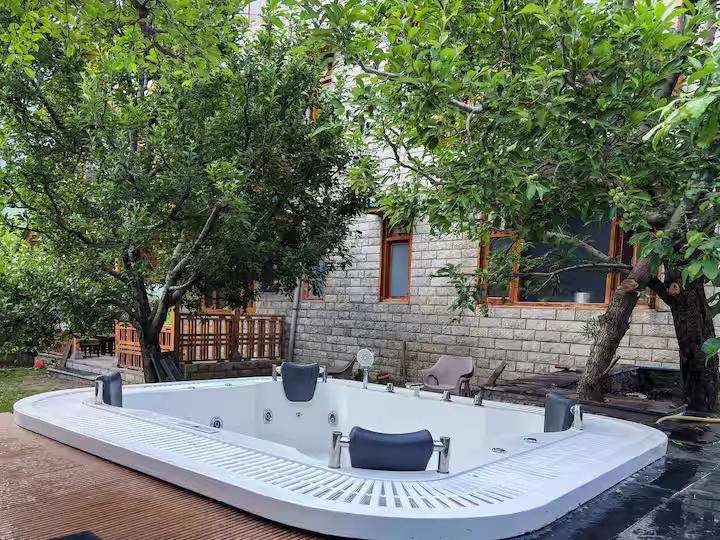 The Only Villa with Open Jacuzzi x Solis Nature