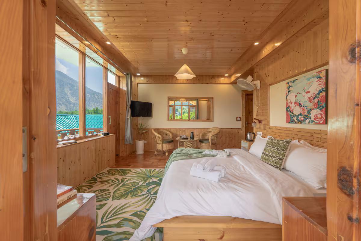 The Only Villa with Open Jacuzzi x Solis Nature