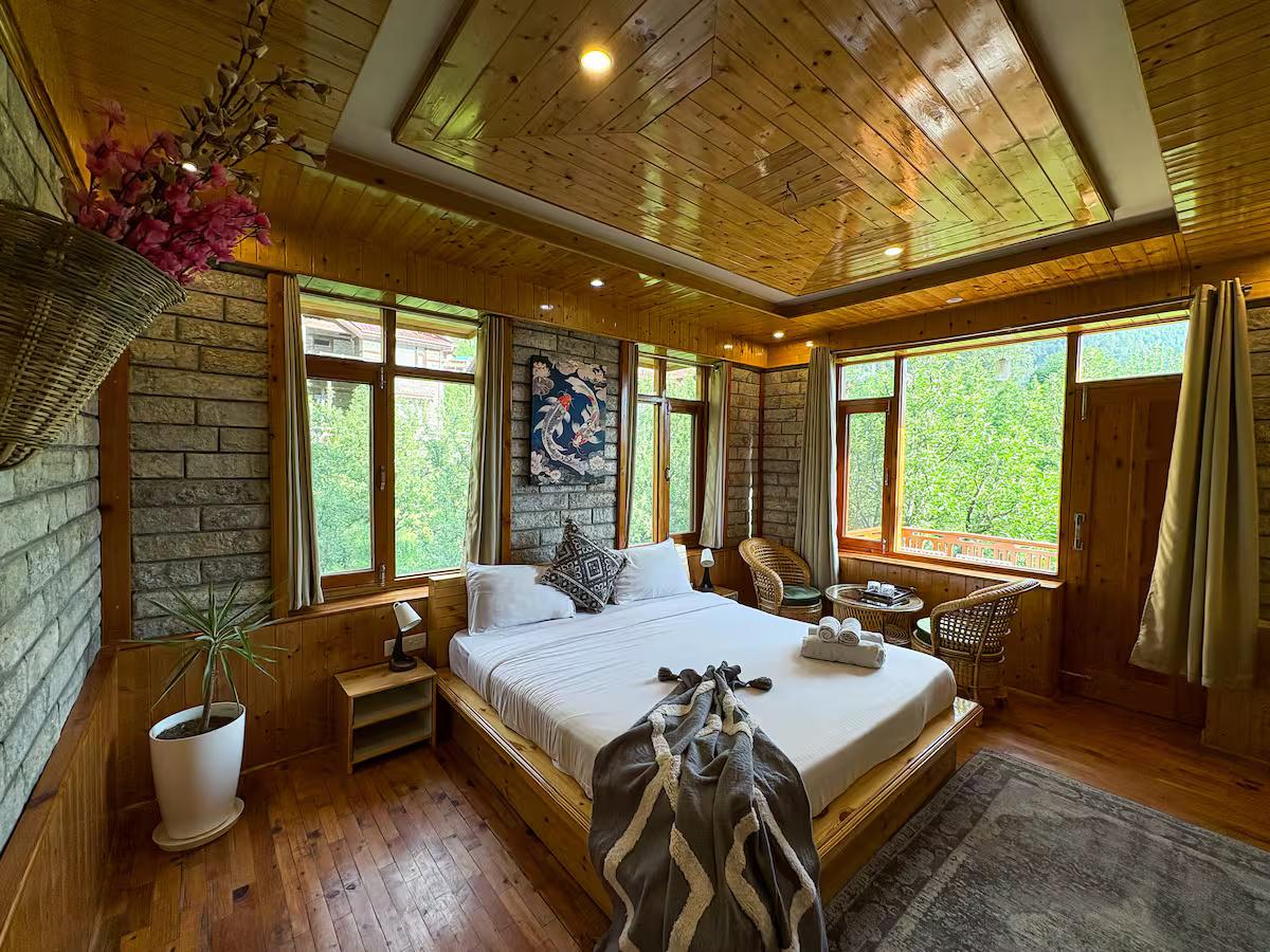 Rustic Stone Room with Balcony x Solis Nature