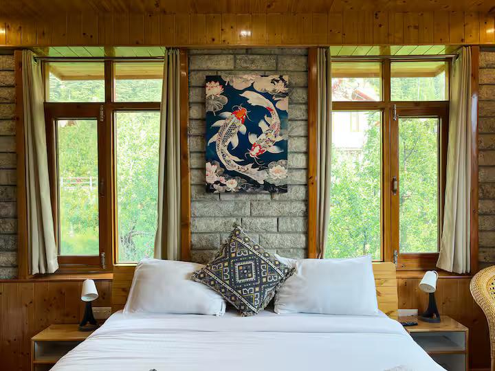 Rustic Stone Room with Balcony x Solis Nature