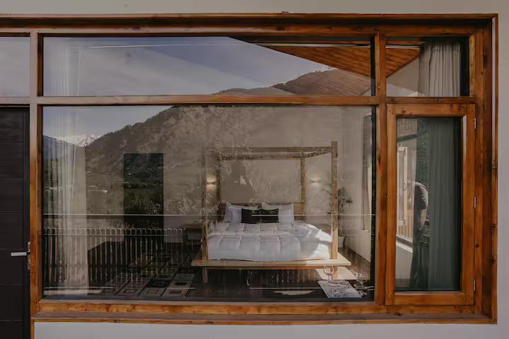 2 Luxurious Room with Balcony and Bathtu x Solis Nature