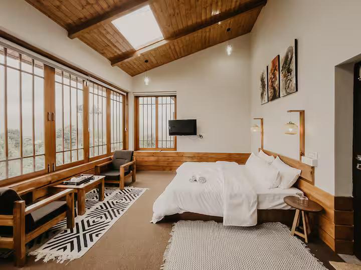 Spacious-Boutique Room in a Luxurious View x Solis Nature