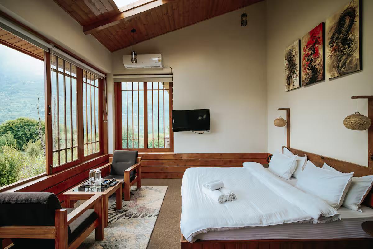 Spacious-Boutique Room in a Luxurious View x Solis Nature