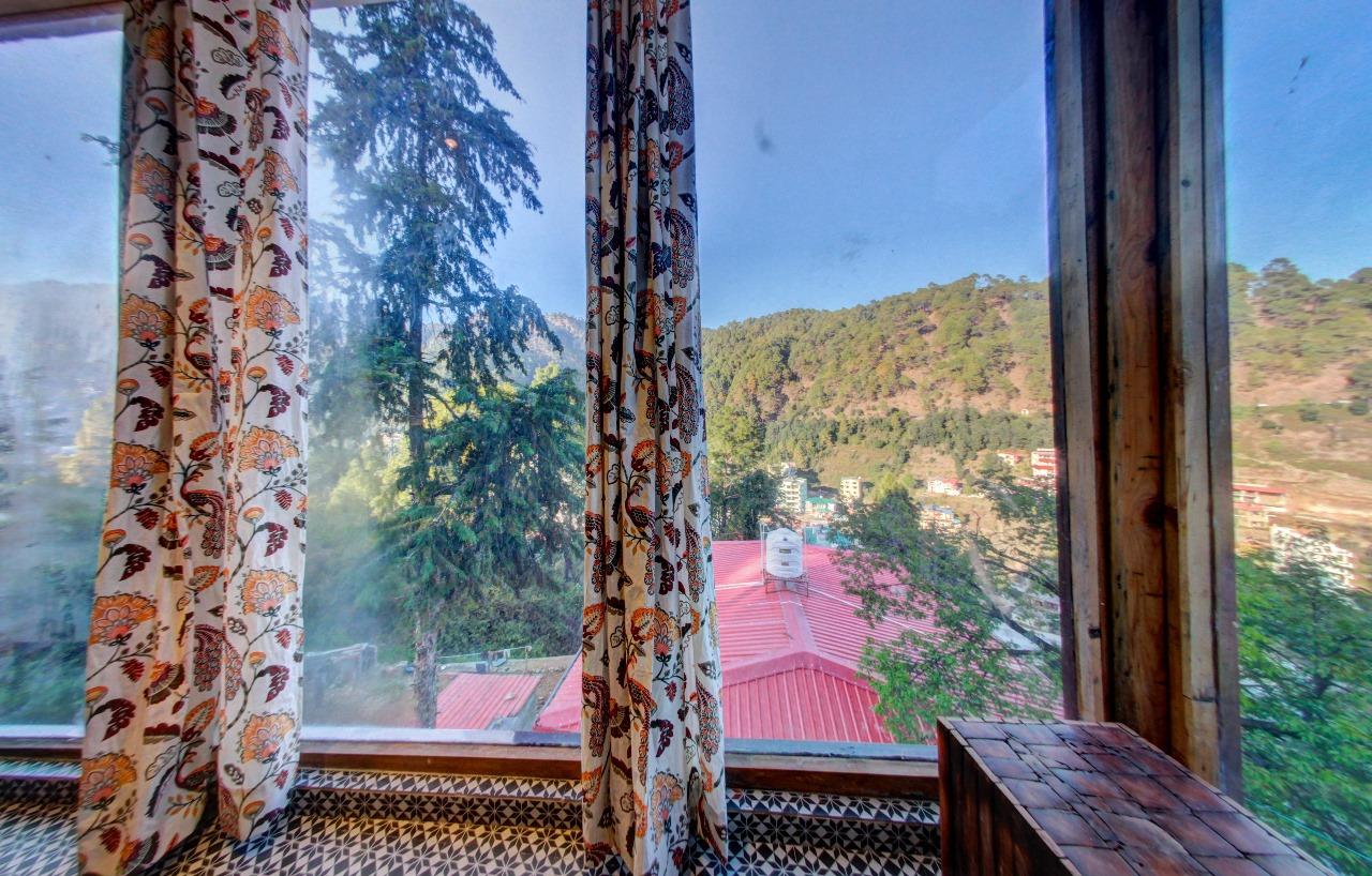 4BHK Mountaintop Escape x Solis Nature