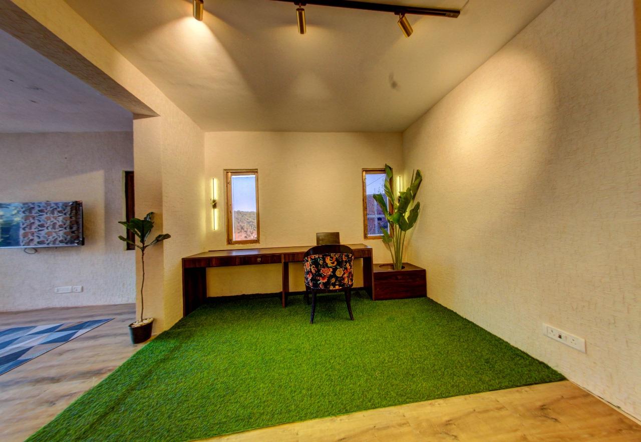 4BHK Mountaintop Escape x Solis Nature