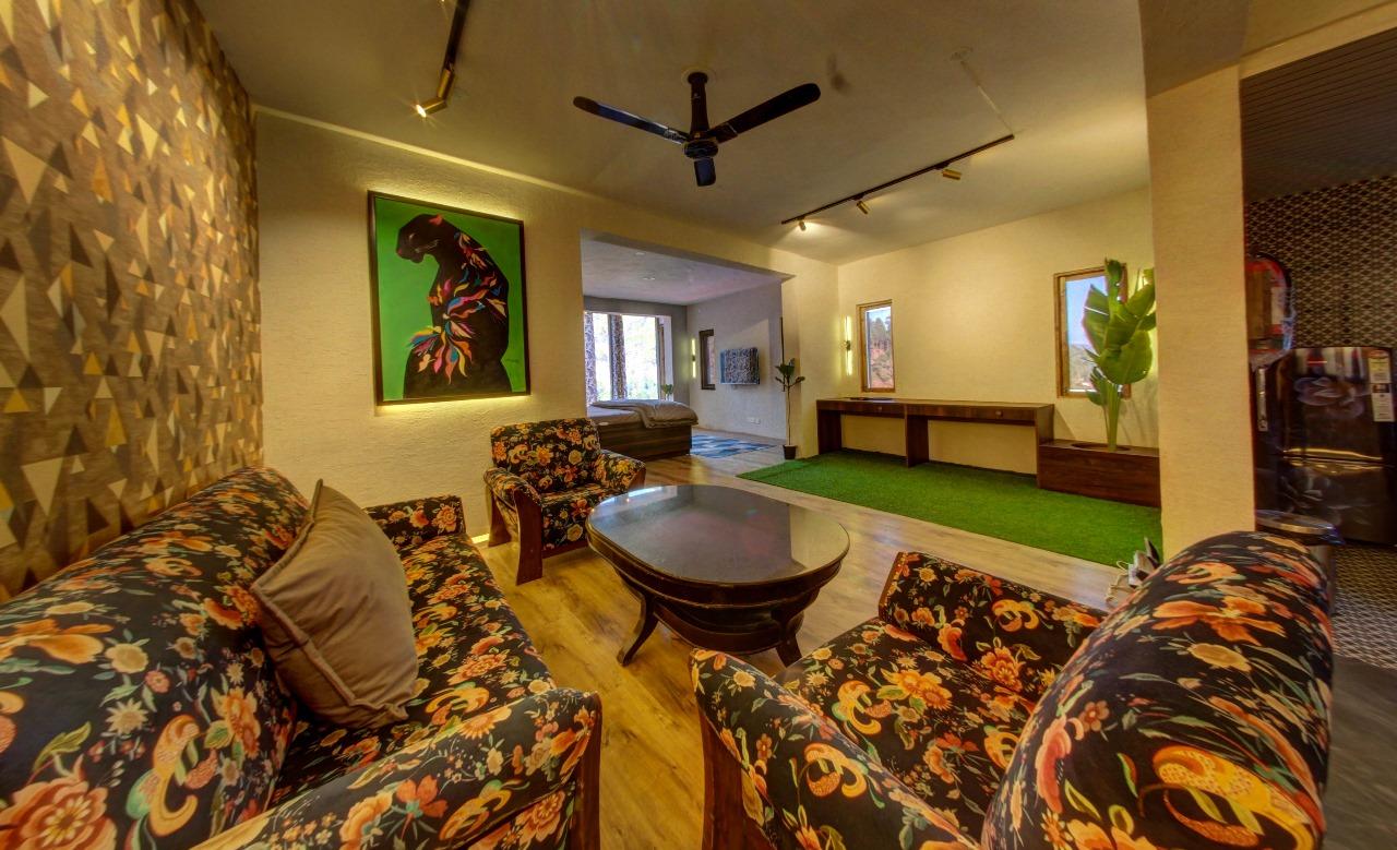 4BHK Mountaintop Escape x Solis Nature