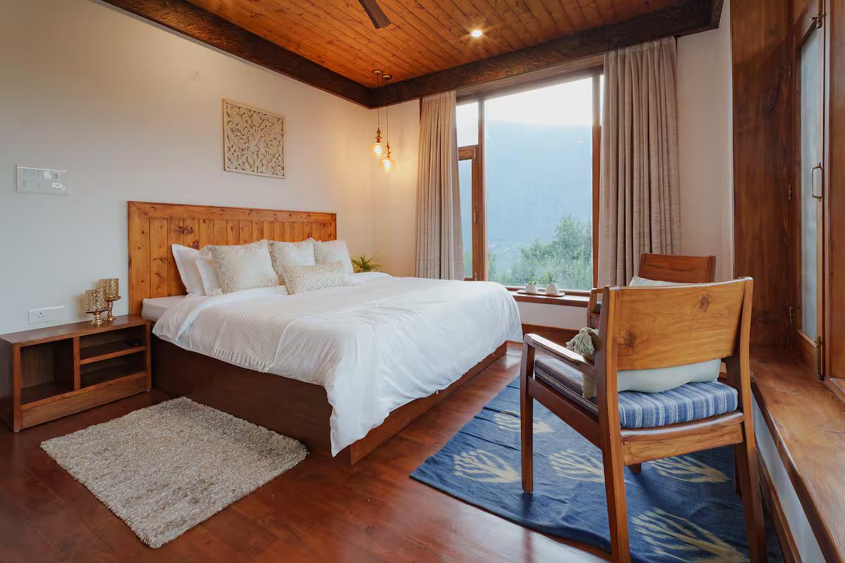 Luxury 4-Bedroom Ultra Modern Villa x Solis Nature