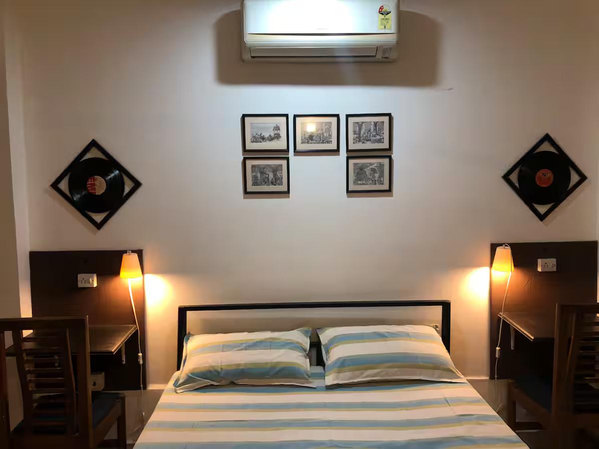 Room with Pool in Noida (NCR) x Solis Nature