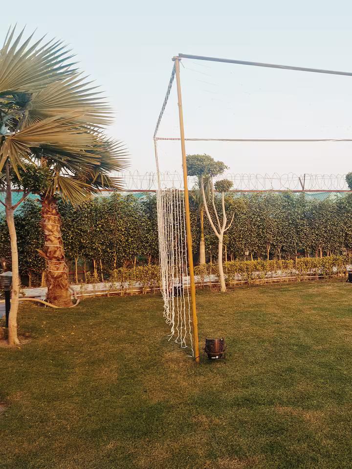 De villa202 near expo Noida (NCR) x Solis Nature