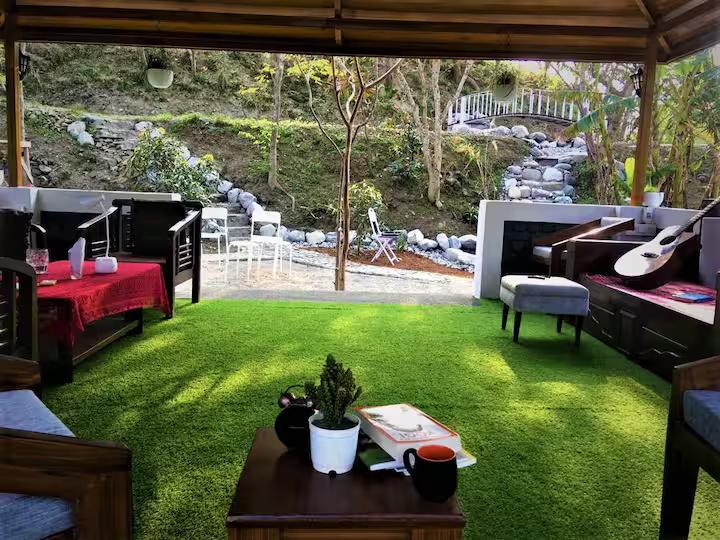 A frame cottage at Naukuchiatal x Solis Nature