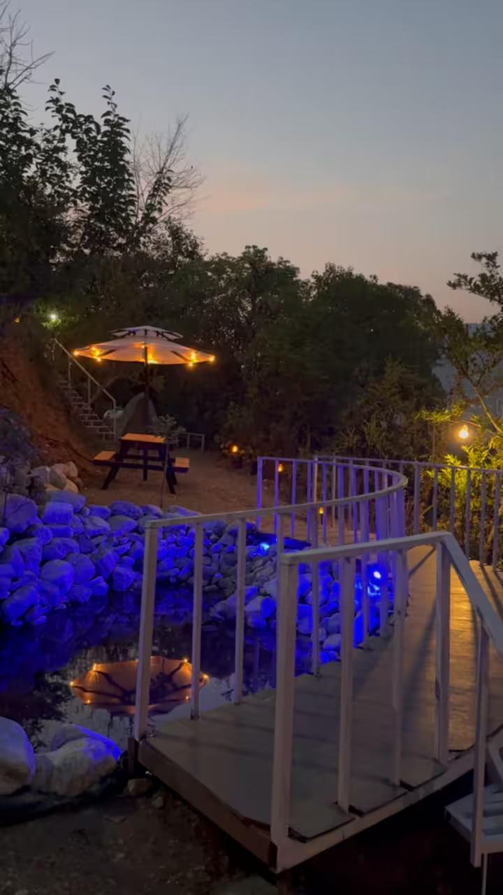 Cocoon house at Naukuchiatal x Solis Nature