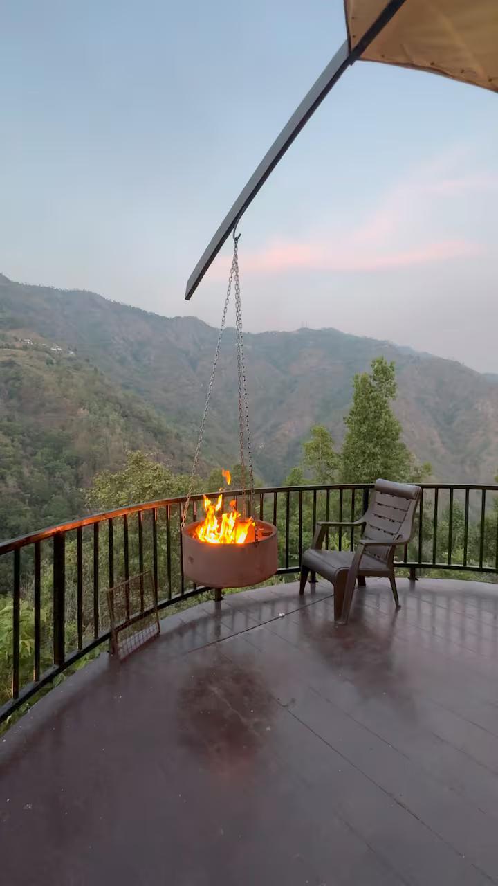Cocoon house at Naukuchiatal x Solis Nature