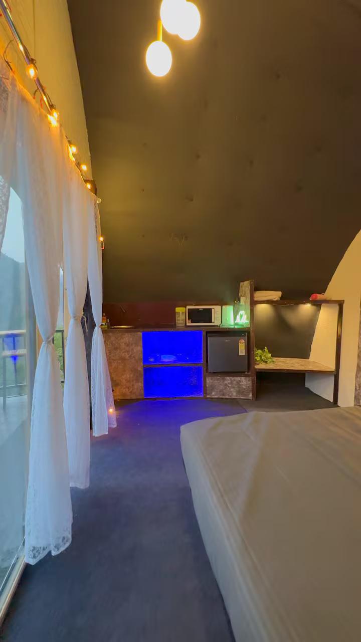 Cocoon house at Naukuchiatal x Solis Nature