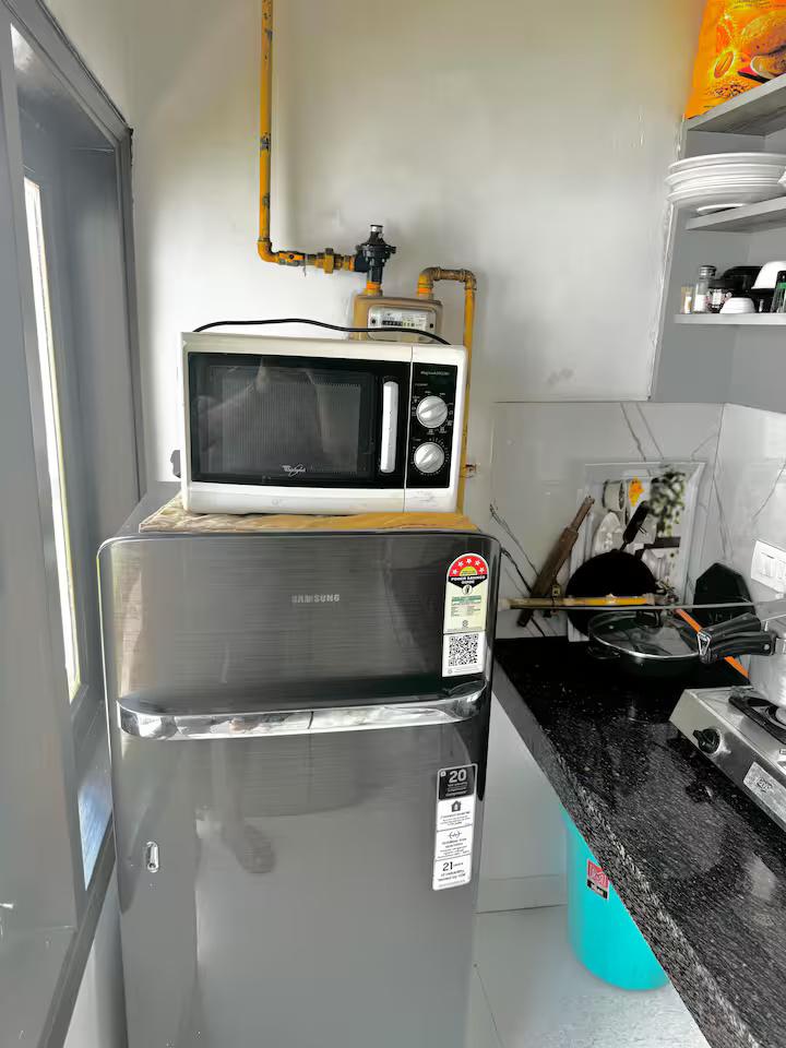 R Cottage Studio Apartments (NCR) x Solis Nature