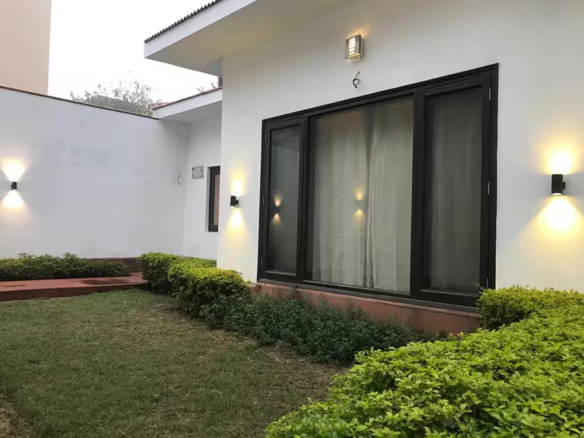 R Cottage Studio Apartments (NCR) x Solis Nature