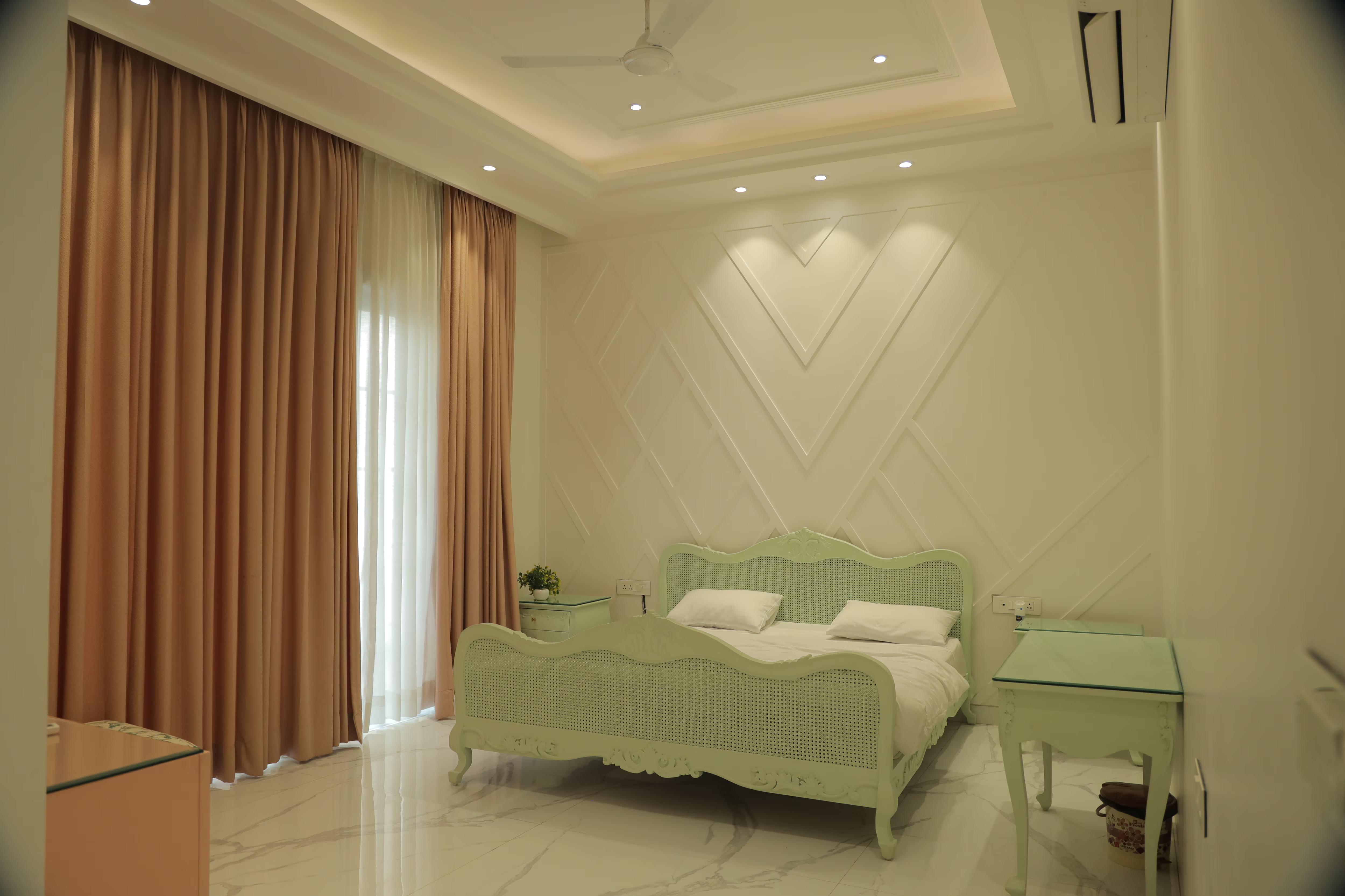 White House (NCR) x Solis Nature