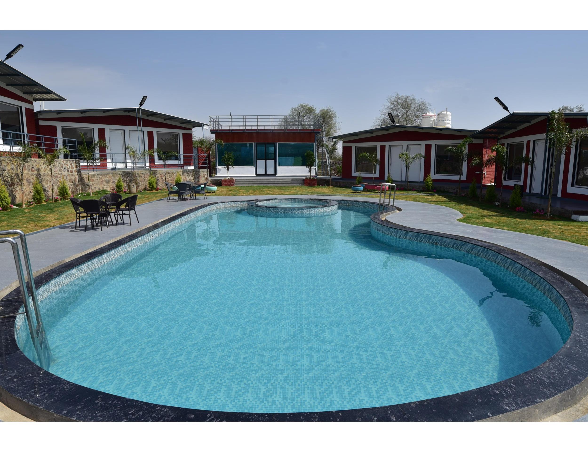 Wildside Cottage (NCR) x Solis Nature