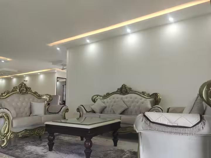 Blue Haven Villa – Noida (NCR) x Solis Nature