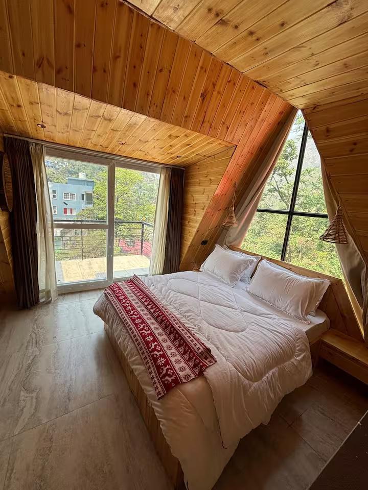 The Brookstone Retreat x Solis Nature