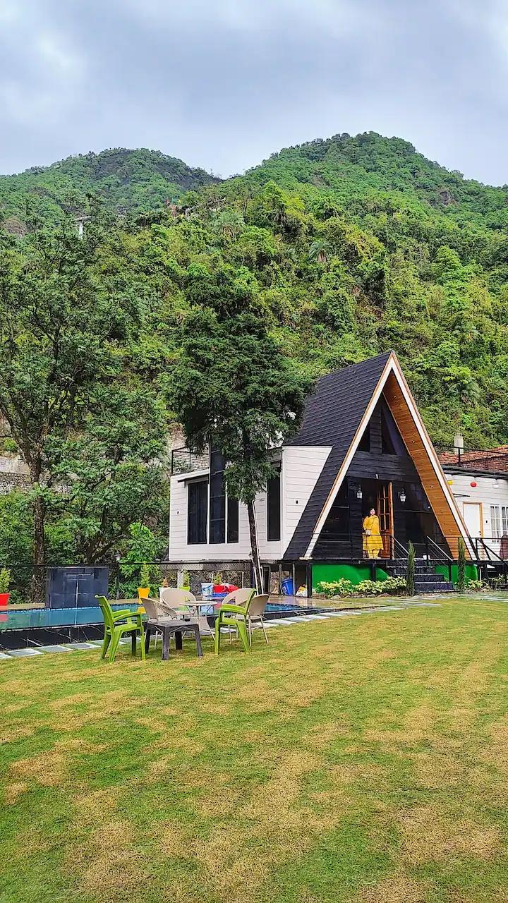 The Brookstone Retreat x Solis Nature