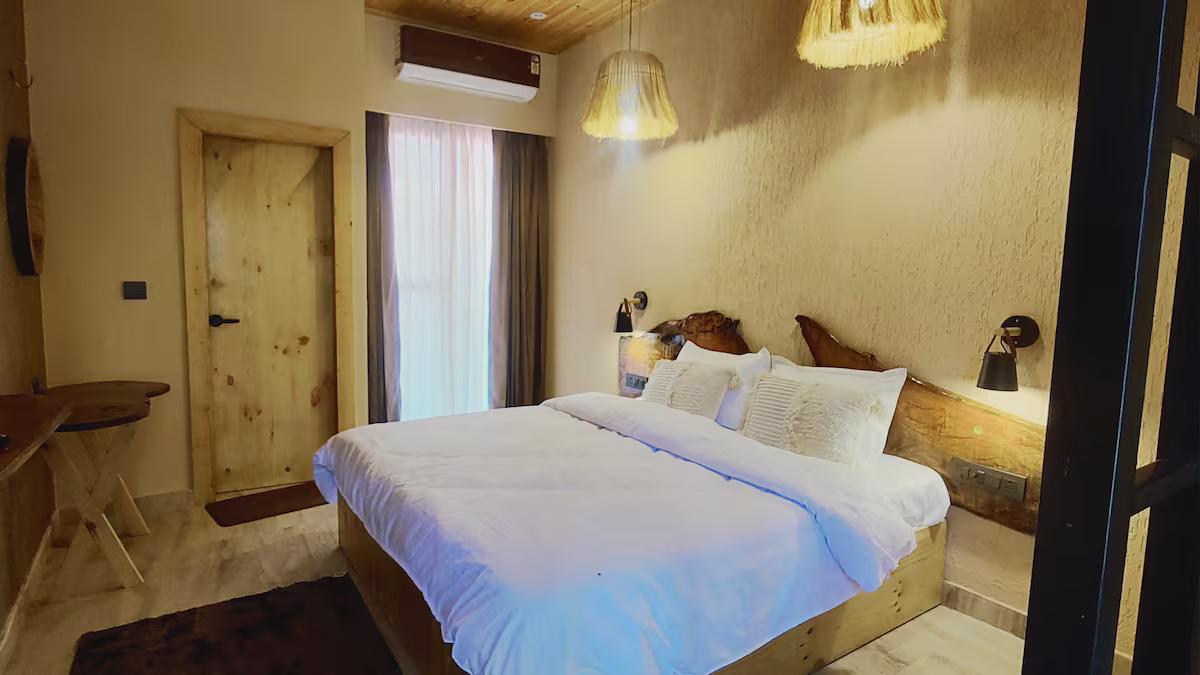 The Brookstone Retreat x Solis Nature