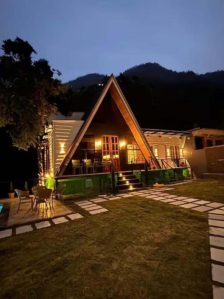 The Brookstone Retreat x Solis Nature