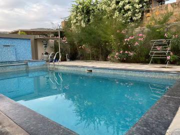 2BHK Private Villa with Pool x Solis Nature