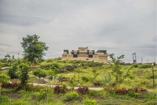 TapoBhoomi - A 4BHK Luxuries Pool & Farm Stay x Solis Nature